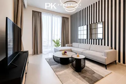 Next Available: 09 Nov 2026 | Harbour Gate 1BR: Balcony, Gym & Dubai Views!