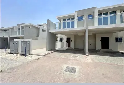 3BR Townhouse | Back to Back | Corner Unit