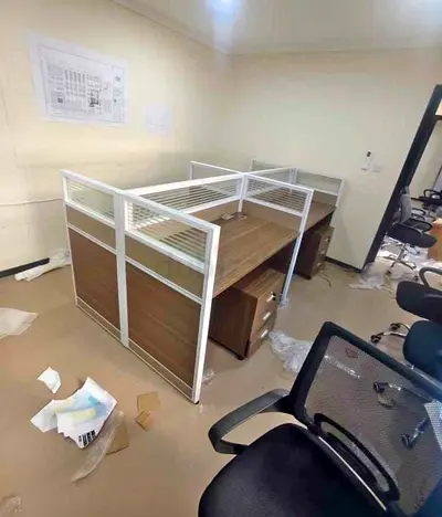 4 Person Workstation Face To Face Brand New