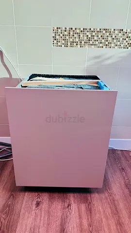 Master Kitchen fitted dishwasher for sale. Brand new. Never used.