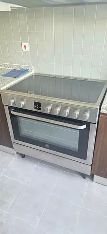 Hoover 5 Hobs Electric cooker 90by60 cm
