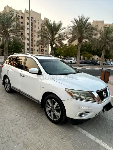 2013 Nissan Pathfinder S GCC Specs