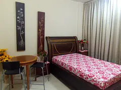 SEA vIEW BALCONY FURNISHED ROOM