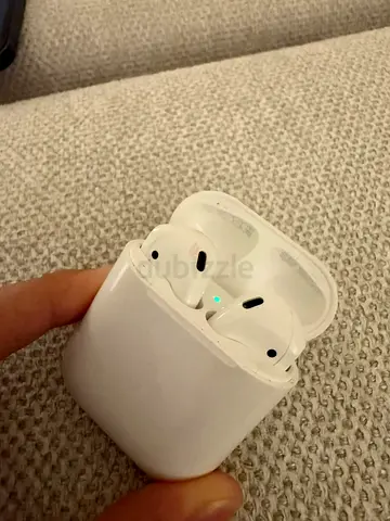 Apple AirPods (2nd gen) with Charging Case - hardly used