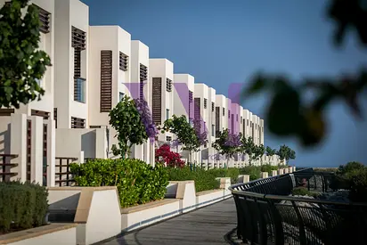 3 Bed + Maid Townhouse | Only 2% Total Buyer Fees