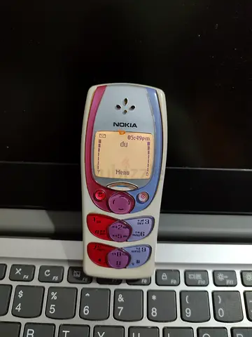 Nokia 2300