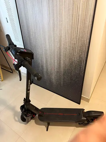 Segway Ninebot MAX G3 Electric Scooter – Only 50 km, Long Range, Dual Suspension