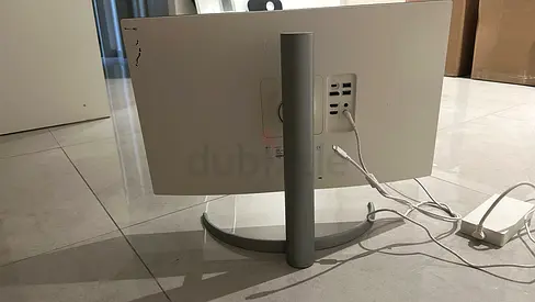 27-inch lg UltraSharp Monitor with Stand — Good Working Condition