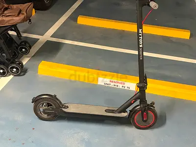 Electric scooter - MyToys, excellent working condition