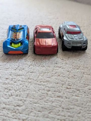 Hot Wheels 3-Car Power Pack: Chrysler 300C, RD-03 Twin-Jet & RD-08 Truck