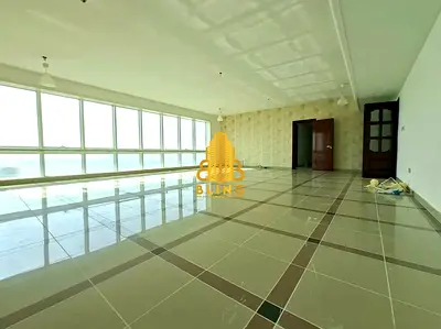 Splendid 4BR Penthouse | Basement Parking | Maid Room