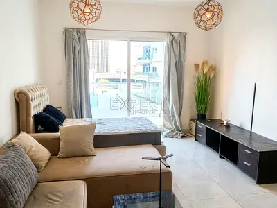 Fully Furnished Studio | High Floor |Move-In Ready