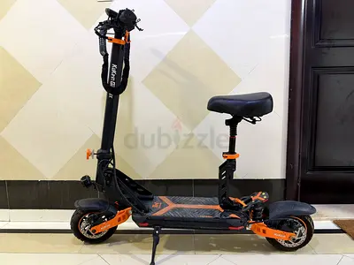 KuKirin G2 Max Electric Scooter – Great Condition + Accessories