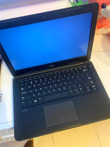 Dell Inspiron 13.3-inch Laptop - Good condition,8GB RAM(Expandable), Intel core i5-7200U,