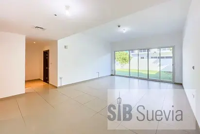 3 Bed | Type A Mid-Unit | Well Maintained