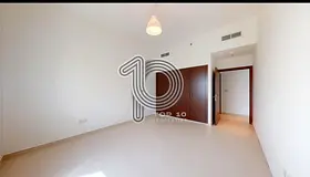 Specious unit l 1 BR vacant l Full amenities