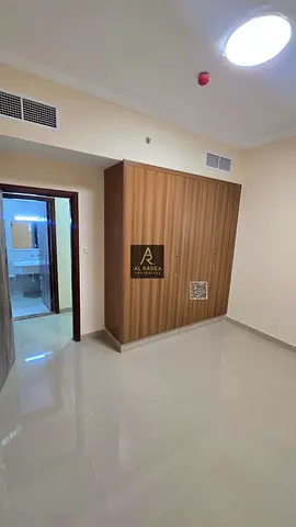 🏡 للإيجار في منطقة الجرف – شقة مميزة بإطلالة مفتوحة بالكامل | نموذج 02  ✨ فرصة رائعة للسكن في شقة واسعة ومميزة في منطقة الجرف، بتصميم عملي ومساحات من
