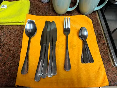 Stainless Steel Cutlery Set - Spoons, Forks, Knives (Used) 6 pieces per item