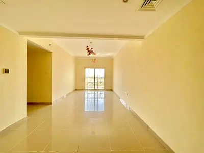 Lavish 3bhk of master room balcony+1parking free