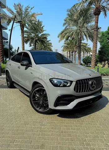 GCC - No Accidents - Under Warranty - Carbon fiber package
