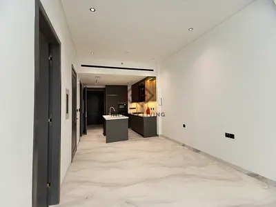 Resale | High Floor | Community View