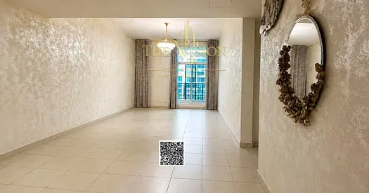 3 Rooms - Living Room - Closed Kitchen - Open View - Includes Parking