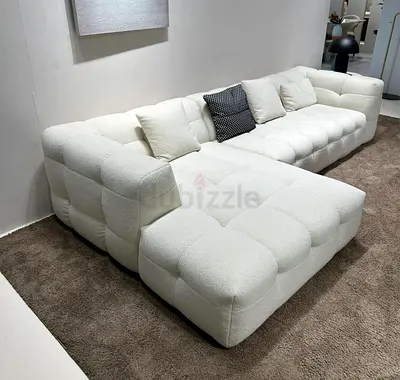 Modern White Tufted Corner Sofa with Chaise - Comfortable 3-Seater