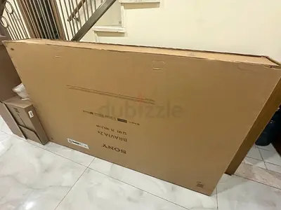 Box of Sony BRAVIA 75-inch TV (box only)