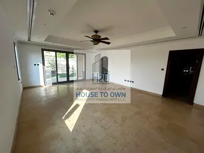 Corner 3BR Townhouse | Private Garden | Vacant Now