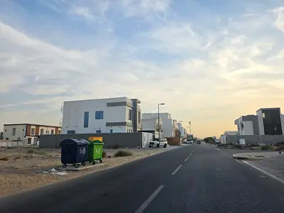 للبيع قطعة أرض في ضاحية مهذب الشارقة