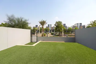 Full Park facing | 3 bed Triplex | Available now
