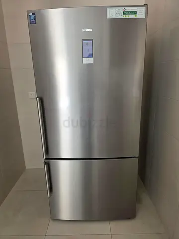 Siemens iq700 Bottom Freezer Refrigerator 86cm Width 185cm Height
