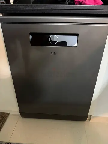 Beko Built-in Dishwasher in Good Condition