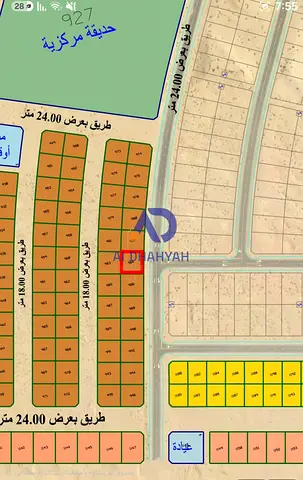ارضين متجاورات بمساحة نادرة في حوشي