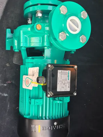 Shinge centrifugal water pump with electric motor - good condition