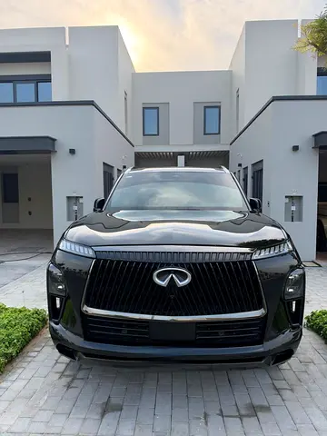 2025 Infiniti QX80 photo 4