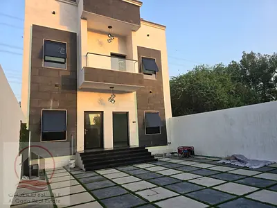 Villa  for sale at Ajman  -Al Yasmeen area  the Villa 300 sqft  G + 1( 5  Master room +big court + big  Majlis +big Hall +maid room)