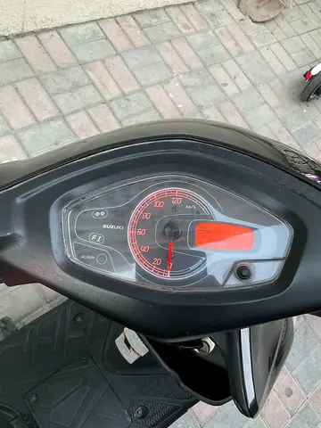 Electric Suzuki scooter 124 km max speed 2019 model