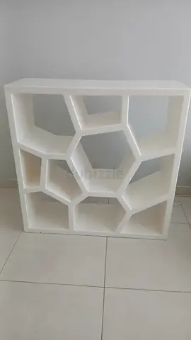 Must go bookcase