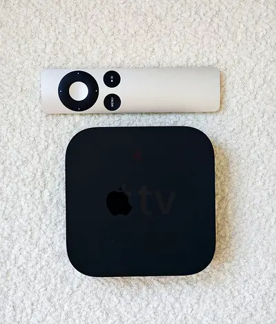 Apple TV (3rd gen) with Siri Remote - Good Working Condition