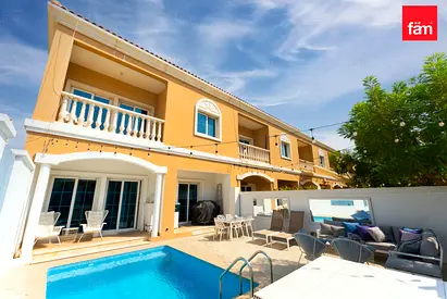 Renovated | Private Pool | Single Row | VOT