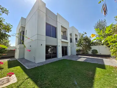 Modern Design | 5 Bed Refurbished | Near Beach
