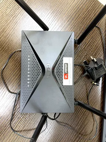 D-LINK etisalat 4 antennas router