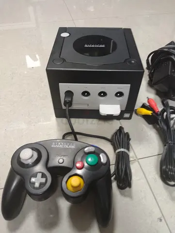 Nintendo GameCube with 10 games loaded