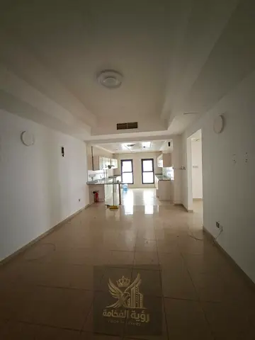 شقة للإيجار السنوي في الشارقة – المجاز 3 فرصة مميزة للسكن في منطقة المجاز 3، شقة واسعة بتصميم عملي ومساحات مريحة، مناسبة للعائلات الباحثة عن الراحة وا