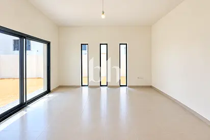 Single Row | Mediterranean Style | Brand New Villa