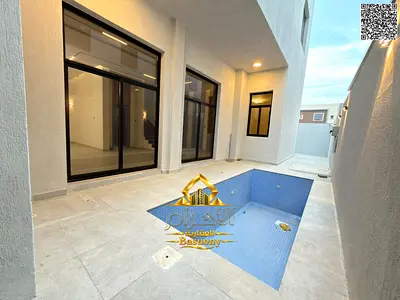 Super deluxe finishing, prime location near Emirates Road. Price includes registration and ownershi