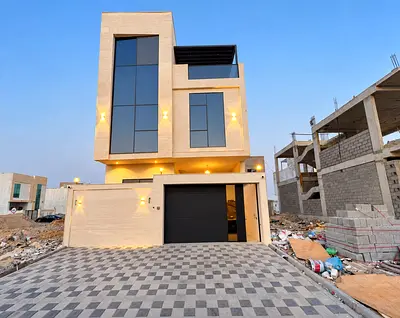 Super deluxe finishing, prime location near Emirates Road (Al-Abar Road), two floors, 4 master bedrooms, central air conditioning.