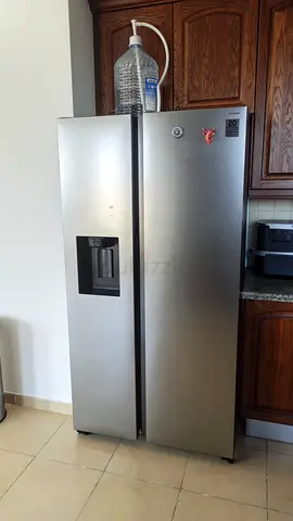 Samsung Side By Side Refrigerator Auto ice maker water dispenser like New Condition 👍