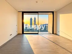 High Floor | Skyline View | Waterfront Living